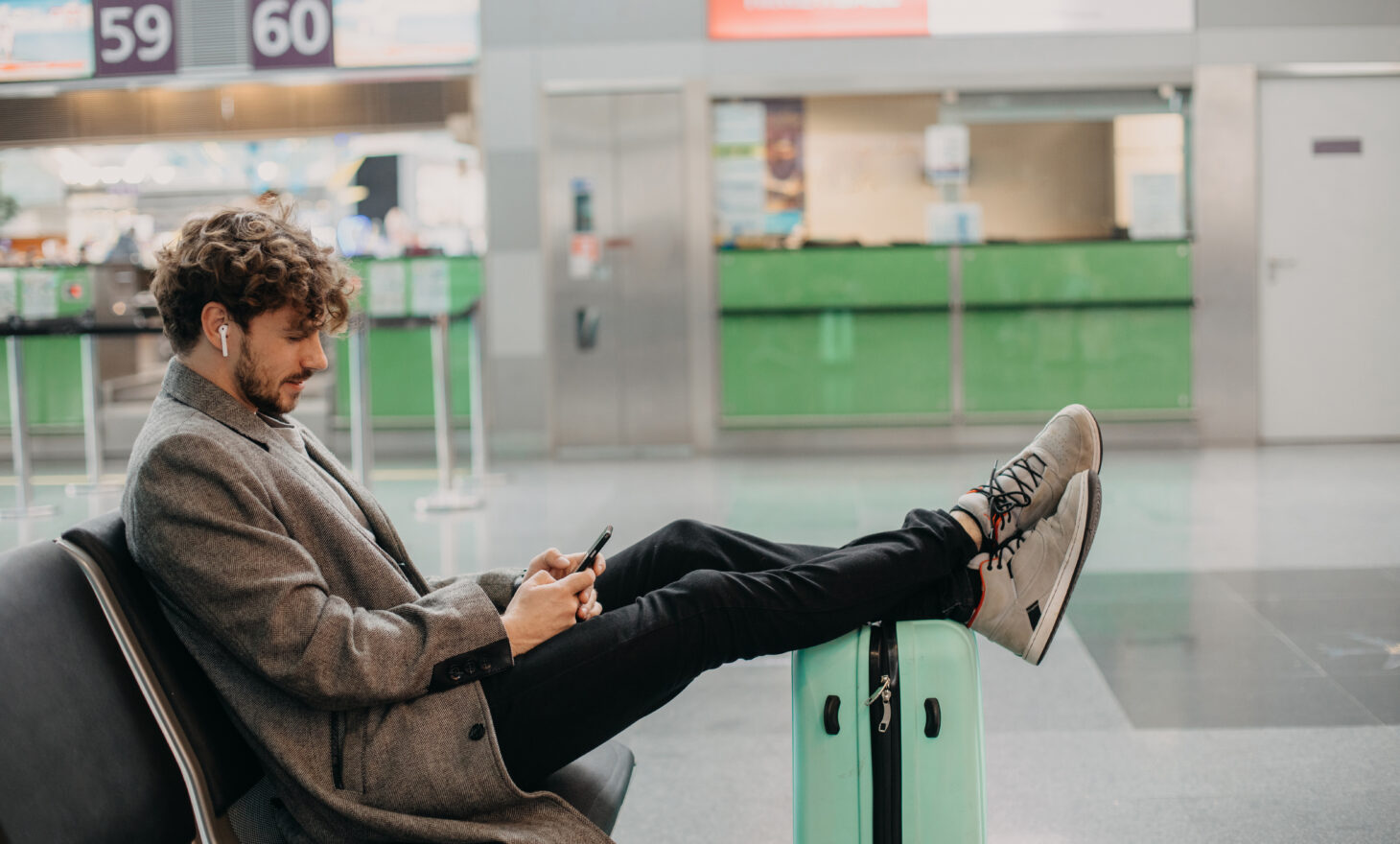 Best VPN for Streaming While Traveling: How to Watch Content Anywhere with Hotspot Shield